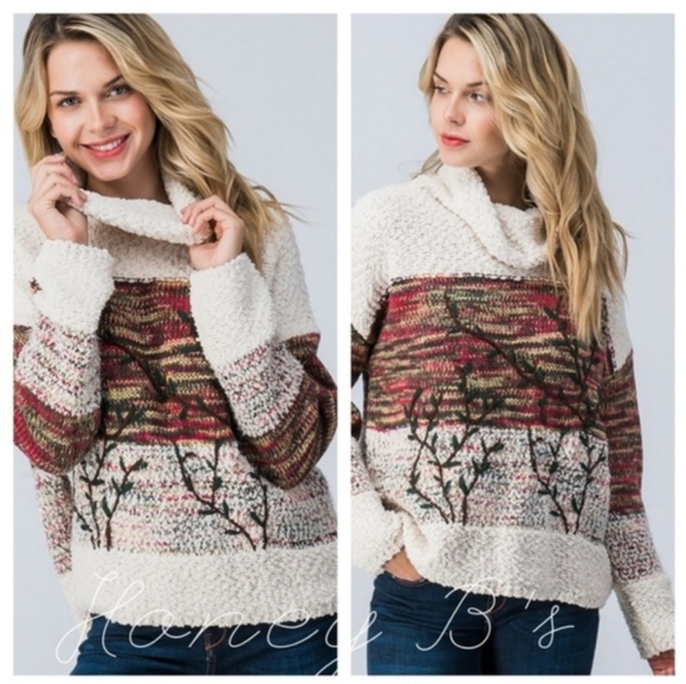 Sweater White Cream Unique Design